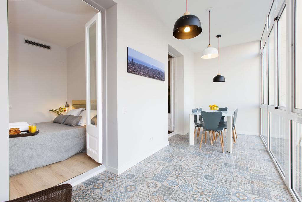 You Stylish Vale Apartments Barcelona Room photo